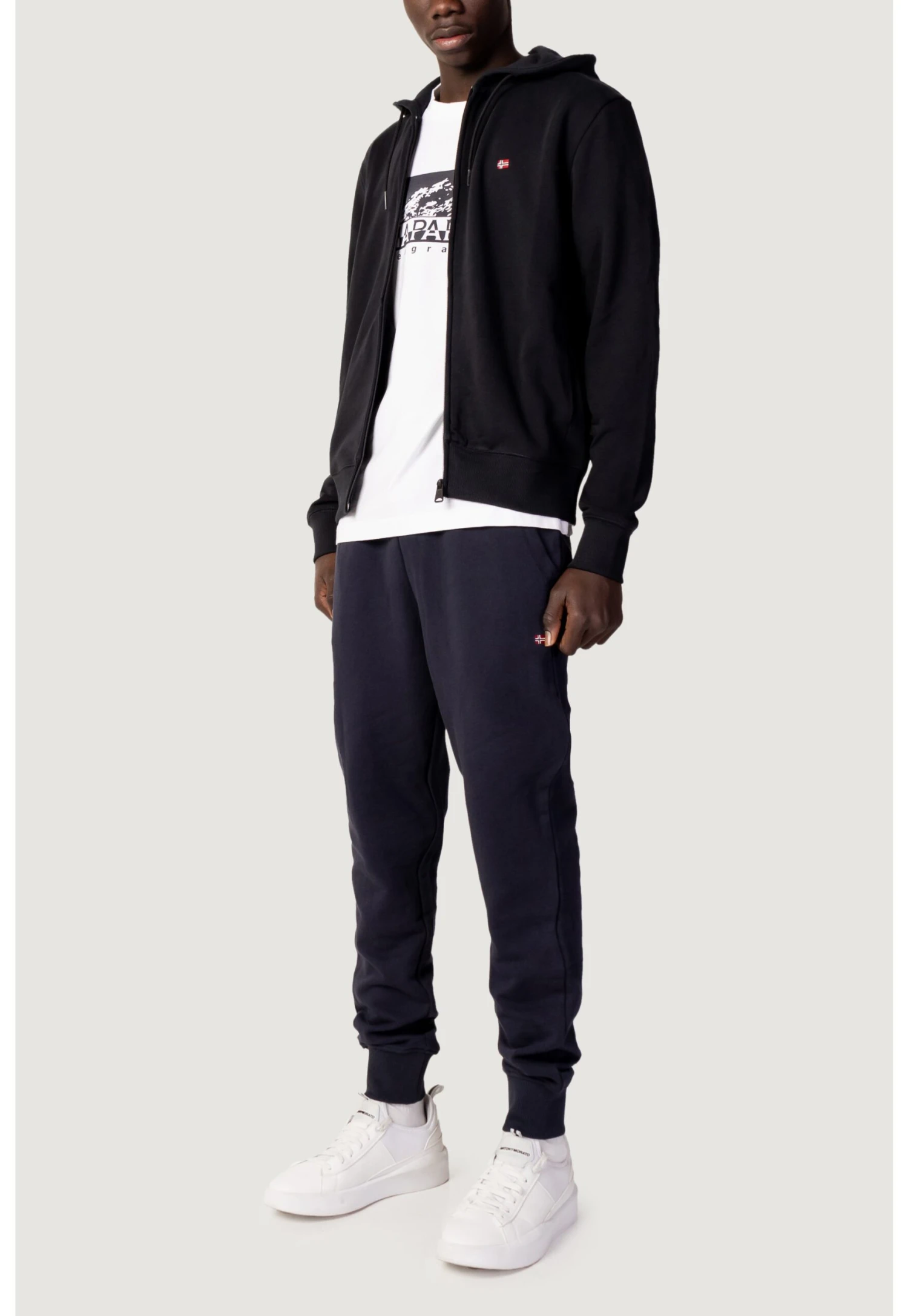 NapapijriMALIS SUM NP0A4H8C - Träningsbyxor - Blu Marine 4 NapapijriMALIS SUM NP0A4H8C - Träningsbyxor - Blu Marine - Bild 2