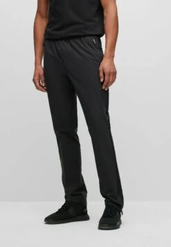 BOSST_PHANTOM - Träningsbyxor - Black One