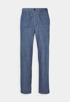 Emporio ArmaniPANTALONI - Tygbyxor - Blu Fiordo 12 Emporio ArmaniPANTALONI - Tygbyxor - Blu Fiordo -Stil och Komfort Butik 063c291762fd4c2481b9c7312b5d98a5