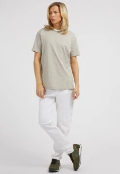 Nya utgåvor -Stil och Komfort Butik 0b61be462b824bc5878e26ff4e3e2e22