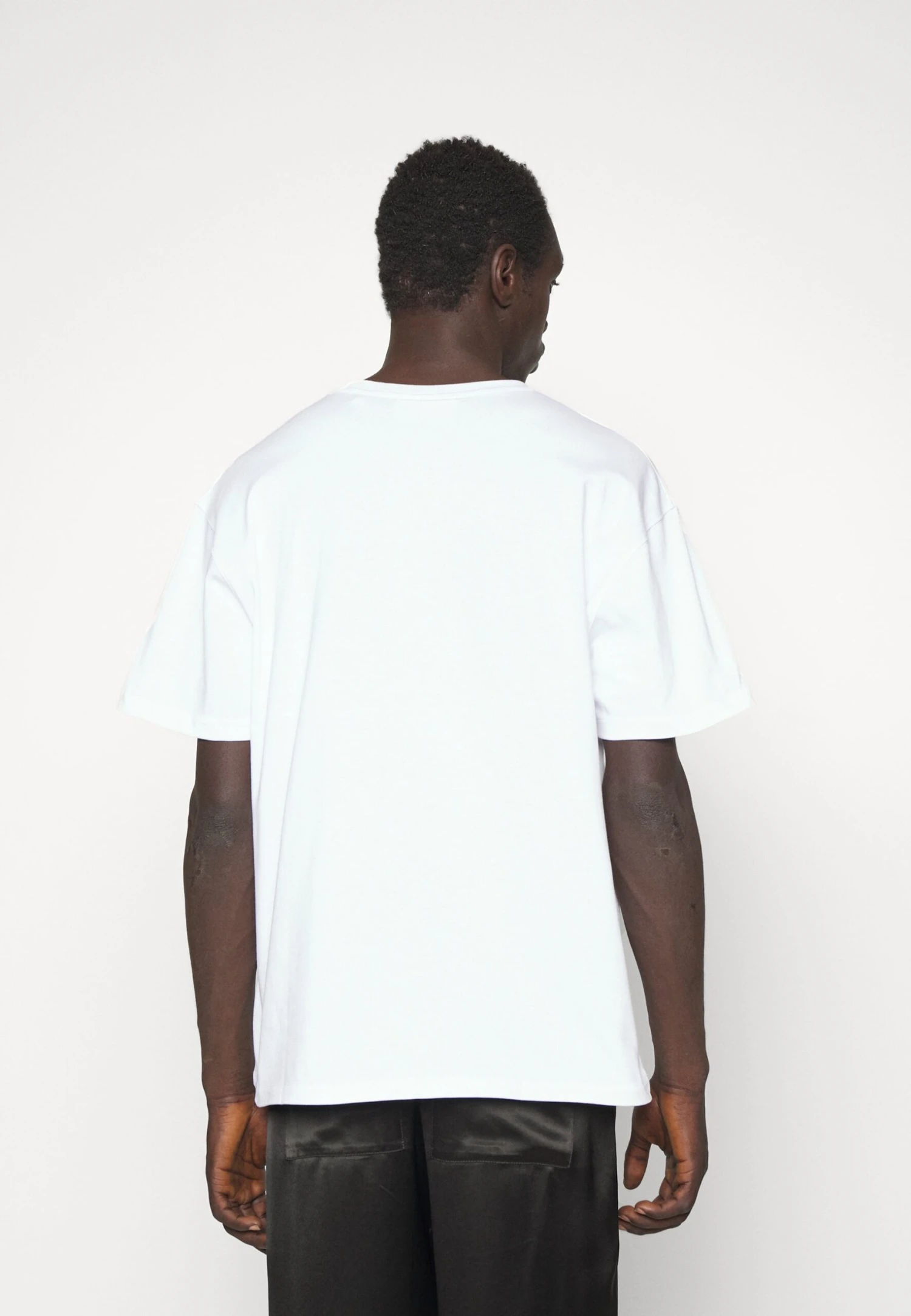 FRAMEFRAME LOGO GRAPHIC - T-shirt - Bas - Blan 5 FRAMEFRAME LOGO GRAPHIC - T-shirt - Bas - Blan - Bild 3