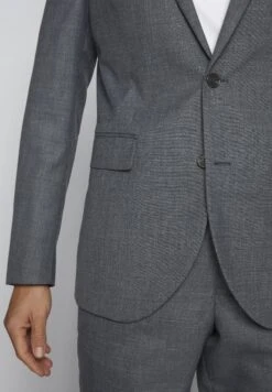 MatiniqueMAGEORGE F - Kort Kappa / Rock - Alloy 12 MatiniqueMAGEORGE F - Kort Kappa / Rock - Alloy -Stil och Komfort Butik 1a4e5b4544094d8ebd19fe10045f5db1