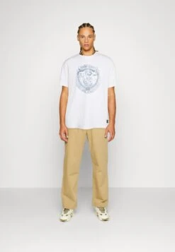JACK&JONES Premium Jack & Jones PREMIUMJPRBLUBRADFIELD TEE CREW NECK - T-shirt Med Print - White 8 JACK&JONES Premium Jack & Jones PREMIUMJPRBLUBRADFIELD TEE CREW NECK - T-shirt Med Print - White -Stil och Komfort Butik 2476a6154a5643309d32823d85269093