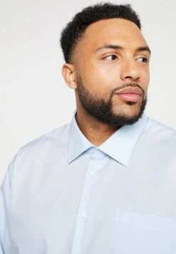 SeidenstickerREGULAR FIT - Kostymskjorta - Light Blue 12 SeidenstickerREGULAR FIT - Kostymskjorta - Light Blue -Stil och Komfort Butik 2970d14653984e7684c8a14713b6fb41