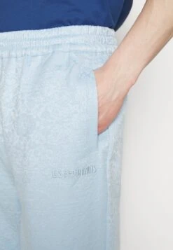 Les BenjaminsTräningsbyxor - Chin Blue 11 Les BenjaminsTräningsbyxor - Chin Blue -Stil och Komfort Butik 32c130593592473185775c6cc7a92391