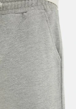 LC WaikikiTräningsbyxor - Grey -Stil och Komfort Butik 36bd90561b904faab8a5faecec543d61