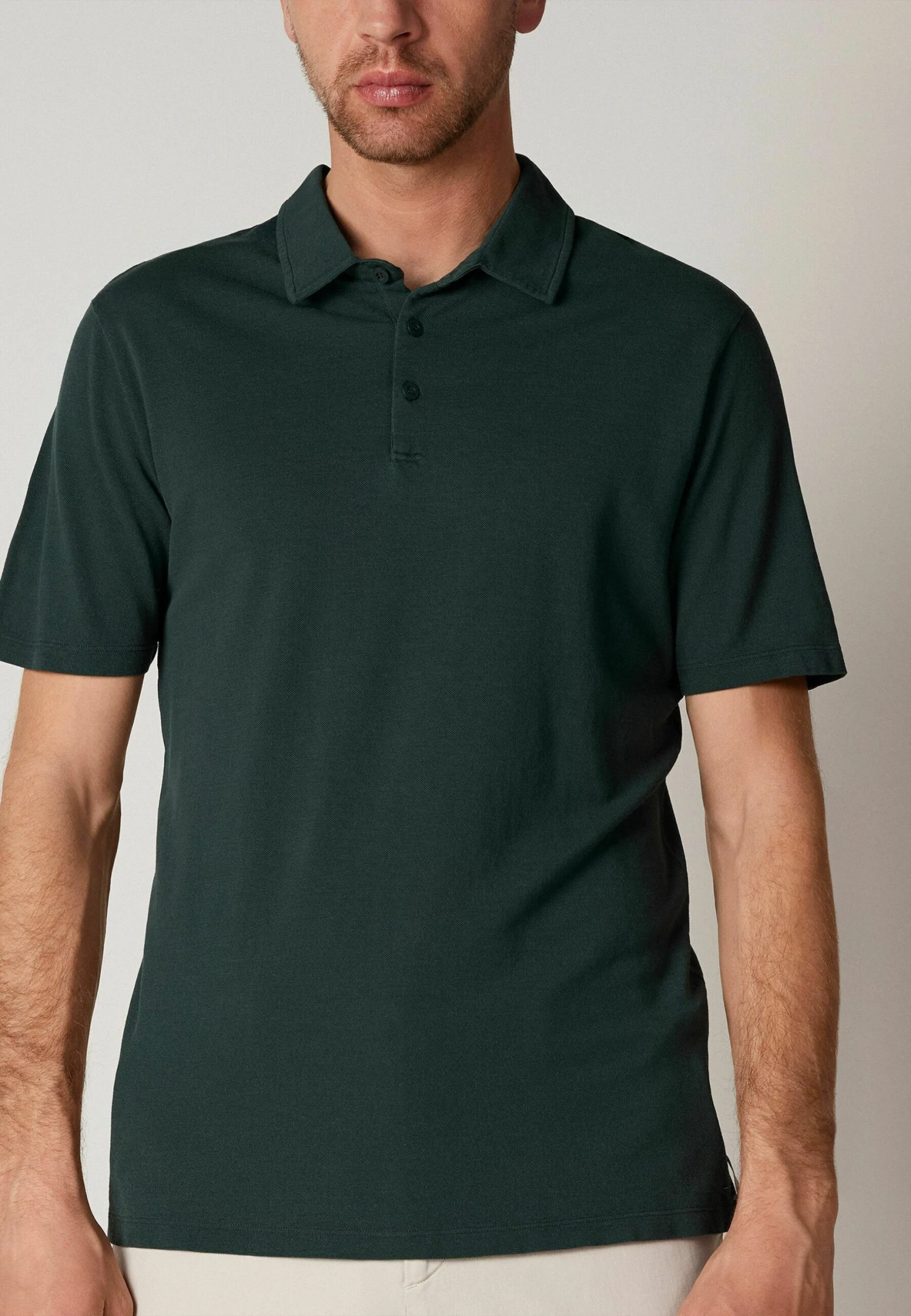 FalconeriPiké - Dunkelgrün Garment Dyed Oregano 3 FalconeriPiké - Dunkelgrün Garment Dyed Oregano