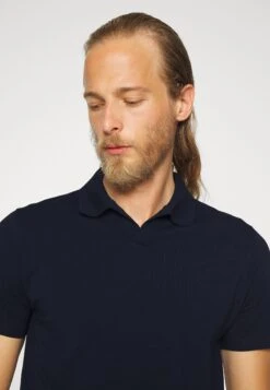 Filippa KPiké - Navy -Stil och Komfort Butik 44e741865a41451da7db6268655314b5