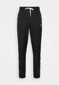 Nike SportswearCLUB TAPER - Träningsbyxor - Black -Stil och Komfort Butik 49eae97eb36944298776a5ed246705a0