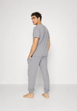 BOSSMIX&MATCH PANTS - Pyjamasbyxor - Medium Grey 9 BOSSMIX&MATCH PANTS - Pyjamasbyxor - Medium Grey -Stil och Komfort Butik 4ba363500ec241ceaa09700bd50c3bb0