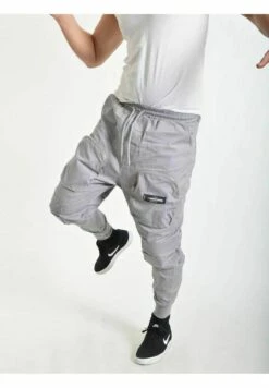 Sixth JuneTräningsbyxor - Grå -Stil och Komfort Butik 53a44cd722b1447a852f58d19d5d0eae