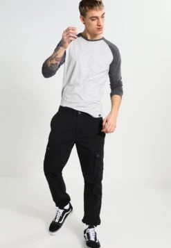 Nya utgåvor -Stil och Komfort Butik 5bf4ec31c4894e35afa0bf43065accb4