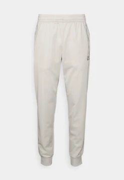 EA7 Emporio ArmaniTRACKSUIT - Träningsset - Light Grey -Stil och Komfort Butik 610d1353a63548d383fd603c44d9ce84