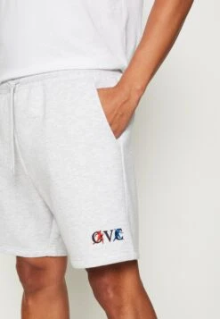 On VacationFITNESS UNISEX - Shorts - Light Grey -Stil och Komfort Butik 64d823351030466e9251c71ae4965106