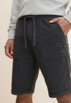 TOM TAILORCHINO - Träningsbyxor - Black 11 TOM TAILORCHINO - Träningsbyxor - Black -Stil och Komfort Butik 68c0321995e249c88e89384affbd01e4