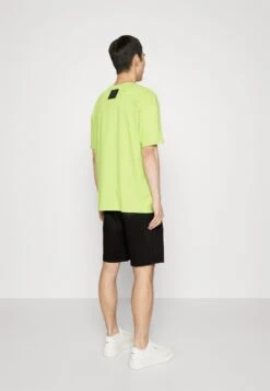 BOSSLAMSON - Träningsbyxor - Black -Stil och Komfort Butik 6eca5f5f33834d00b017519d3968a4cb