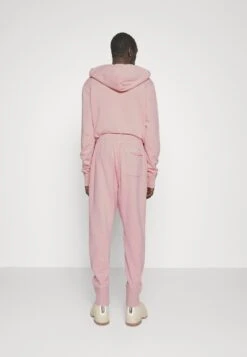 True ReligionEMBRO DIRECT PANTS - Träningsbyxor - Old Rose 9 True ReligionEMBRO DIRECT PANTS - Träningsbyxor - Old Rose -Stil och Komfort Butik 70302eb32f324a51962eaee38853d5ba