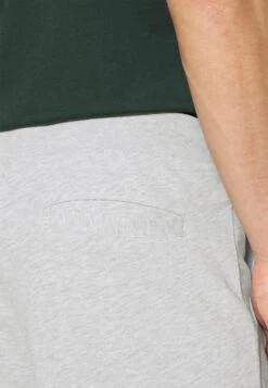 Pier OneTräningsbyxor - Light Grey -Stil och Komfort Butik 7160a1a657b544d09a99a97432eeb09a