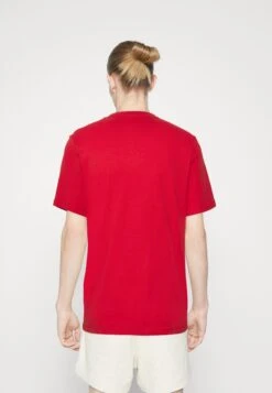 Jack & JonesJORCROWN SKULL TEE CREW NECK - T-shirt Med Print - Rococco Red 10 Jack & JonesJORCROWN SKULL TEE CREW NECK - T-shirt Med Print - Rococco Red -Stil och Komfort Butik 7737a97496b24a2bb29bf2ee831b7b97