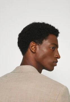 Isaac DewhirstWEDDING COLLECTION - SLIM FIT SUIT - Kostym - Beige -Stil och Komfort Butik 778007256bf249659328bbf0e7948e15