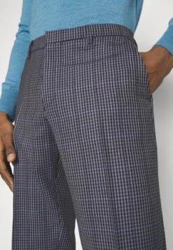 DRYKORNKostym - Blue 18 DRYKORNKostym - Blue -Stil och Komfort Butik 8edd5fbf0f13473db3e58356004f05ff