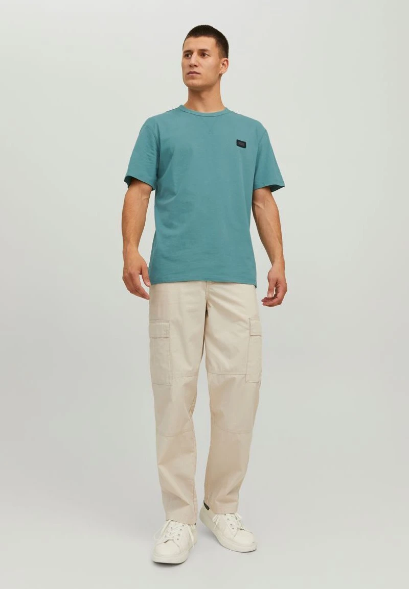 Jack & JonesJCOCLASSIC WAFFLE BADGE TEE - T-shirt - Bas - Trellis 4 Jack & JonesJCOCLASSIC WAFFLE BADGE TEE - T-shirt - Bas - Trellis - Bild 2