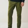 NextSTRETCH - Chinos - Mid Green 2 NextSTRETCH - Chinos - Mid Green -Stil och Komfort Butik 9a3fa9c5b1944a0f8e7afd7a3ff58a3c