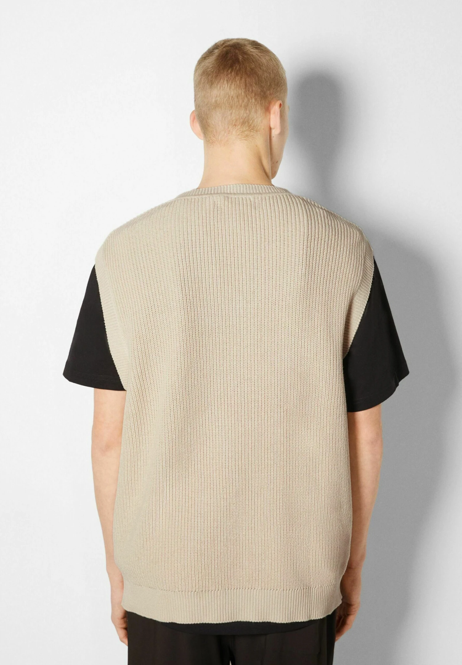 BershkaV-NECK - 03085715 - Linne - Sand 5 BershkaV-NECK - 03085715 - Linne - Sand - Bild 3