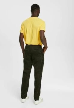 EspritTräningsbyxor - Dark Khaki 11 EspritTräningsbyxor - Dark Khaki -Stil och Komfort Butik a6afd176e89c48dfa31ce77269e9555b