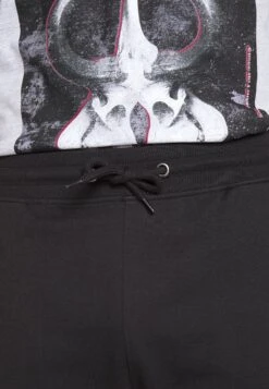 Only & SonsONSNEIL - Träningsbyxor - Black 15 Only & SonsONSNEIL - Träningsbyxor - Black -Stil och Komfort Butik a9ebac399b5c479a9f3ee432f93aa0af