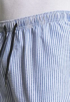 Redefined RebelIAN - Shorts - Navy 11 Redefined RebelIAN - Shorts - Navy -Stil och Komfort Butik abe8d143b6134e5a869705841156a126