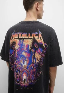PULL & BEAR PULL&BEARSHORT SLEEVE METALLICA - T-shirt Med Print - Black -Stil och Komfort Butik b6753024cb1d4602a1aebad3480eb618