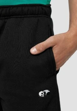 MIKONTräningsbyxor - Schwarz -Stil och Komfort Butik bbd05f9a32f446e5a03a8af02a2e51fe