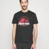 Neil BarrettJURASSIC PARK - T-shirt Med Print - Black/white/red -Stil och Komfort Butik cd98819f6323413180c252fd18b562c8