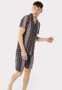 Chelsea PeersGEO STRIPE PRINT REVERE COLLAR SET - Pyjamas - Multi
