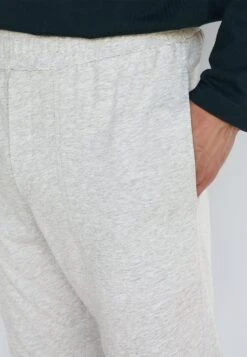 Marc O'PoloPyjamasbyxor - Hellgrau Mel 8 Marc O'PoloPyjamasbyxor - Hellgrau Mel -Stil och Komfort Butik d02b0c64e9994a1281bc9eca57d53590