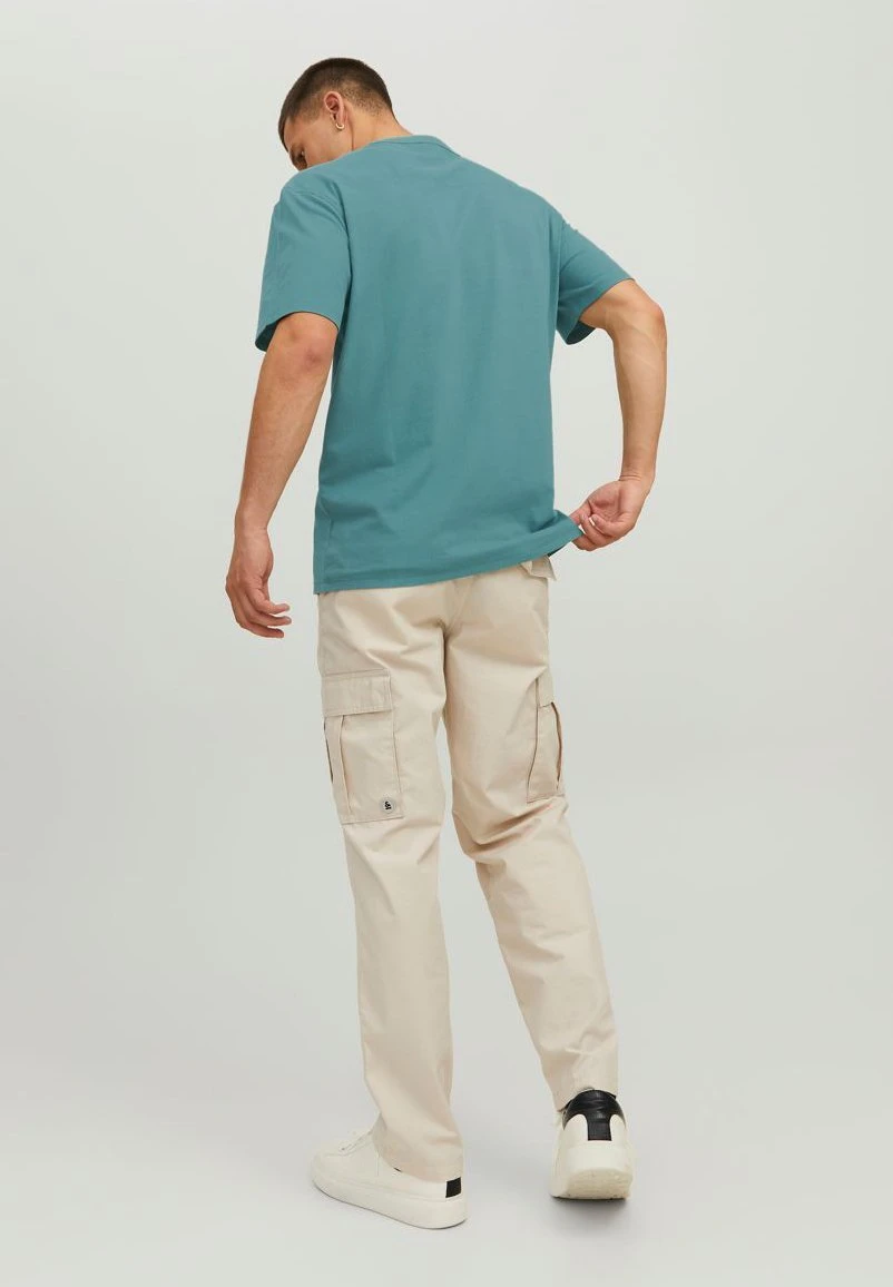 Jack & JonesJCOCLASSIC WAFFLE BADGE TEE - T-shirt - Bas - Trellis 5 Jack & JonesJCOCLASSIC WAFFLE BADGE TEE - T-shirt - Bas - Trellis - Bild 3