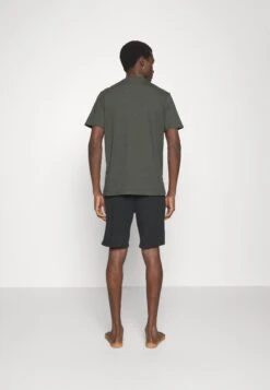 Pier OnePyjamas - Black/khaki 10 Pier OnePyjamas - Black/khaki -Stil och Komfort Butik dff8d64f5dae430fbf7661fdfb51e125