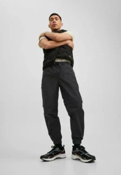 Jack & JonesBILL - Tygbyxor - Black -Stil och Komfort Butik e2cf6ebd6cff4b41a1a4b155d458081d