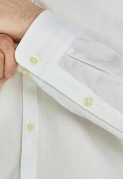 JACK&JONES Premium Jack & Jones PREMIUMJPRBLACARDIFF SLIM FIT - Skjorta - White -Stil och Komfort Butik e2ed9d3863d24a6cad199b04775659ce