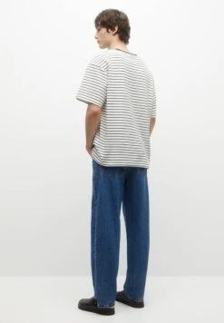 PULL & BEAR PULL&BEARSTRIPED SHORT SLEEVE - T-shirt Med Print - Black -Stil och Komfort Butik e60141b23fc94b759a7a635a3ad095ef