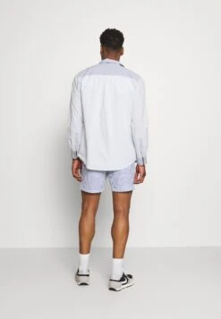 Redefined RebelIAN - Shorts - Navy 9 Redefined RebelIAN - Shorts - Navy -Stil och Komfort Butik eb41279163494d08a514a3cca92c0a20