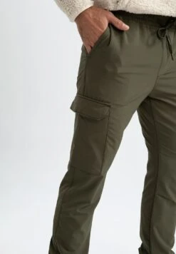 DeFactoFIT - Träningsbyxor - Khaki -Stil och Komfort Butik edba023b69a9403ab0c47ebcda7cde6a