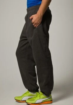 Urban ClassicsSWEATPANTS SP - Träningsbyxor - Charcoal 16 Urban ClassicsSWEATPANTS SP - Träningsbyxor - Charcoal -Stil och Komfort Butik f2e35c0b9b394933b5afae0daf79ce58