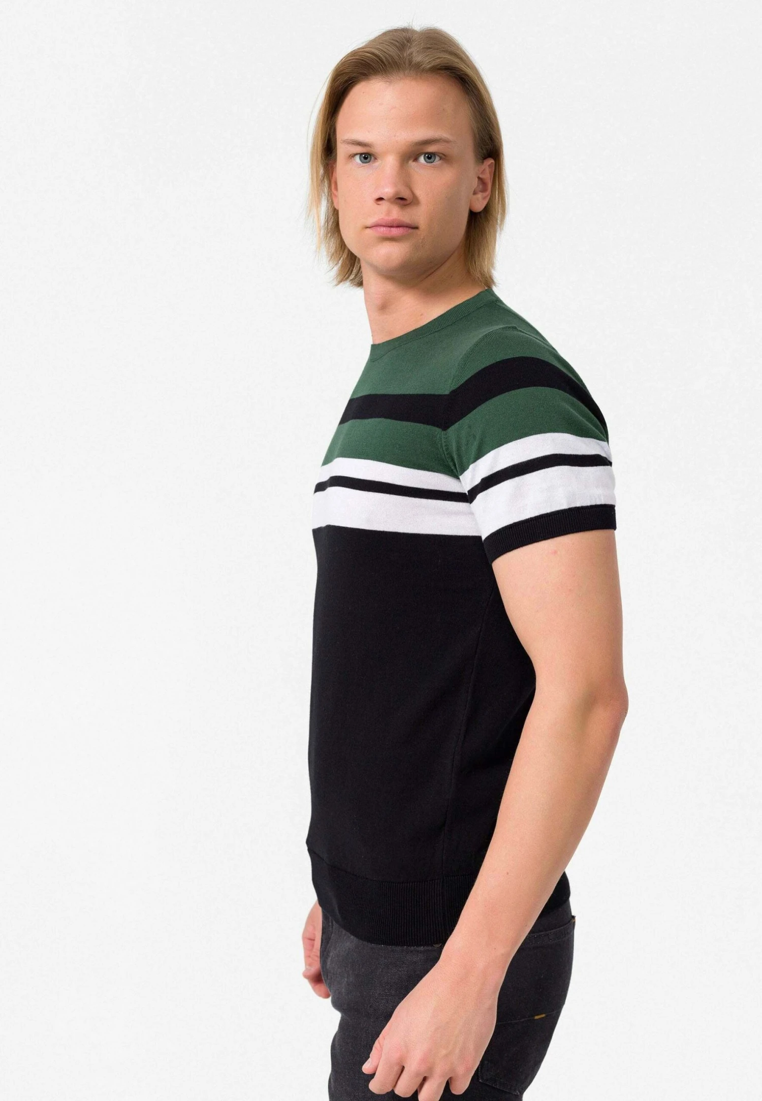 DandaloT-shirt Med Print - Black Green 7 DandaloT-shirt Med Print - Black Green - Bild 5