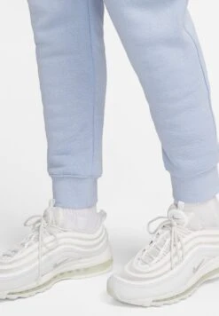 Nike SportswearCLUB - Träningsbyxor - Cobalt Bliss Cobalt Bliss White -Stil och Komfort Butik f759d99f4b274623b50b975f92f8757e