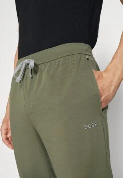 BOSSMIX&MATCH - Pyjamasbyxor - Open Green 11 BOSSMIX&MATCH - Pyjamasbyxor - Open Green -Stil och Komfort Butik fbcee475e2f04a628e71596749c00e33